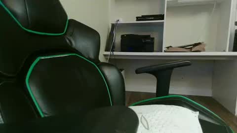 Kevin online show from 12-08-24, 07:37