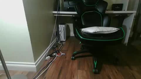 Kevin online show from 01-14-25, 07:27