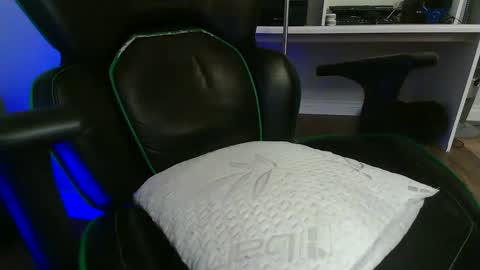 Kevin online show from 09-18-25, 07:21