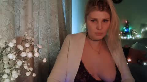 Annika  MTF ts post -op online show from 01-03-25, 10:20