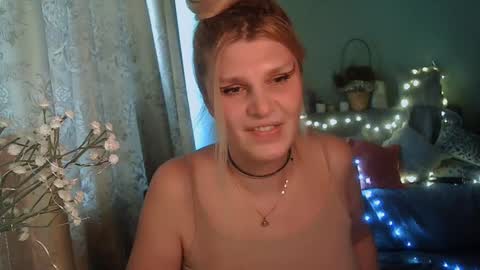 Annika  MTF ts post -op online show from 03-09-25, 10:41