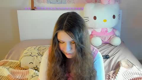 Snapshot of kuraii_ chatting on 02-09-25, 08:22 Anna online show from 02-09-25, 08:22