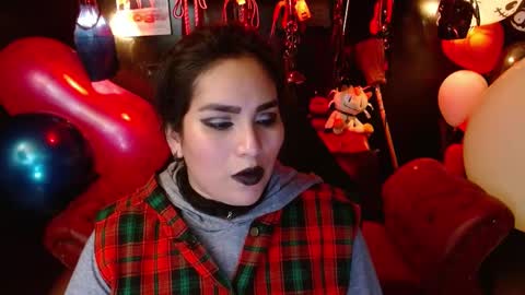 Fetiche Woman online show from 10-07-25, 12:08