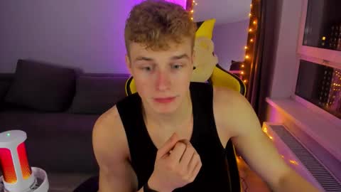 kurt_hanssen online show from 10-31-25, 07:37