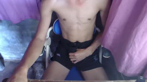 Snapshot of kurtxxx07 chatting on 02-14-25, 07:17 kurtxxx07 online show from 02-14-25, 07:17