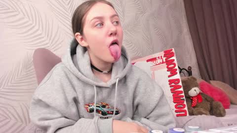 Kvetachka Thu-Sun 0900am-1500pmGTM2 online show from 02-08-25, 04:25