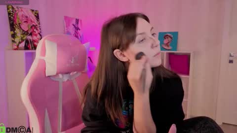 Kvetachka Thu-Sun 0900am-1500pmGTM2 online show from 09-12-25, 01:28