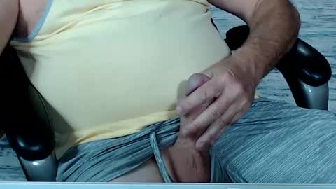 Snapshot of kwib34 chatting on 09-24-25, 06:28 kwib34 online show from 09-24-25, 06:28