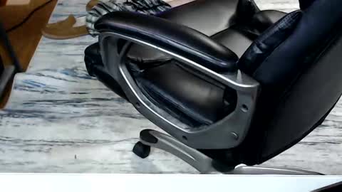 Snapshot of kwib34 chatting on 10-03-25, 03:03 kwib34 online show from 10-03-25, 03:03