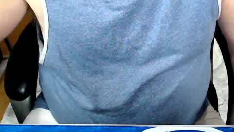 Snapshot of kwib34 chatting on 10-19-25, 09:54 kwib34 online show from 10-19-25, 09:54