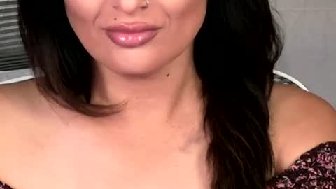 Snapshot of kxaxmichelle chatting on 06-24-26, 07:35 Kick online show from 06-24-26, 07:35