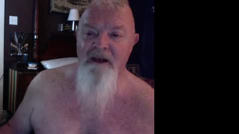 Snapshot of kyhgihntight chatting on 01-09-25, 02:22 Nick Nude Celt KYHighNTight online show from 01-09-25, 02:22