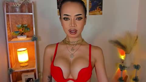 YoungMisstressKyla not into cheap online show from 11-19-25, 08:14