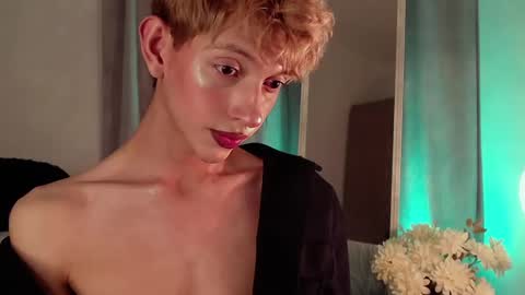 Snapshot of kyle__cooper chatting on 12-06-24, 04:25 Kyle Cooper online show from 12-06-24, 04:25