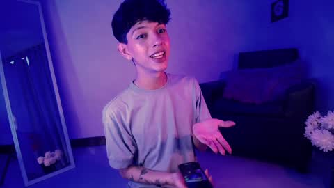 Snapshot of kyle__cooper chatting on 01-18-25, 11:11 Kyle Cooper online show from 01-18-25, 11:11