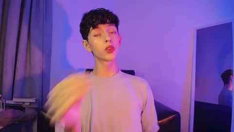 Snapshot of kyle__cooper chatting on 02-21-25, 03:34 Kyle Cooper online show from 02-21-25, 03:34