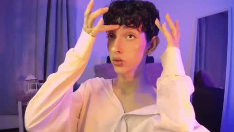 Snapshot of kyle__cooper chatting on 02-25-25, 04:46 Kyle Cooper online show from 02-25-25, 04:46