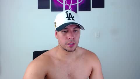 Kyle Wilson   Follow me online show from 12-18-25, 09:10