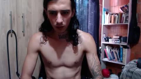 kyleer77 online show from 11-01-25, 06:21