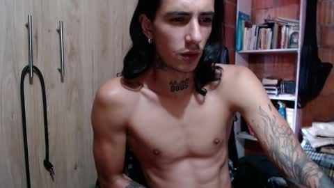 kyleer77 online show from 11-03-25, 09:27