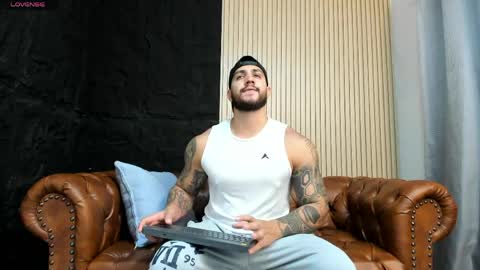Snapshot of kylenorth_ chatting on 05-01-26, 12:54 kylenorth_ online show from 05-01-26, 12:54