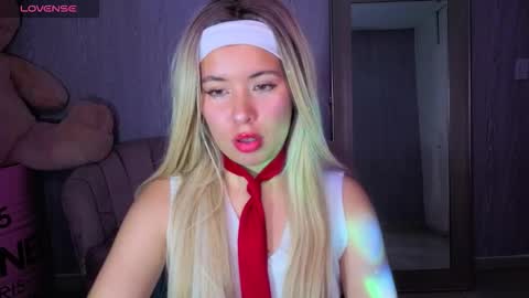 Snapshot of kylia_a chatting on 02-18-26, 08:27 Kilya online show from 02-18-26, 08:27