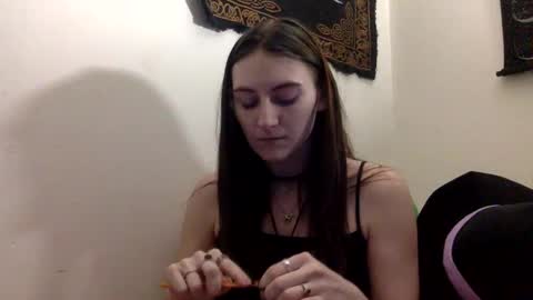 Kylianna online show from 02-04-25, 10:45