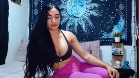 kylie online show from 09-18-25, 01:18