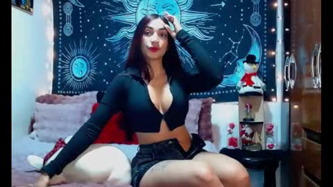 Snapshot of kylie_capricorn chatting on 01-05-26, 08:23 kylie online show from 01-05-26, 08:23