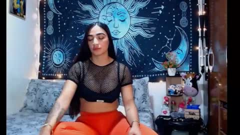 Snapshot of kylie_capricorn chatting on 07-03-26, 12:50 kylie online show from 07-03-26, 12:50