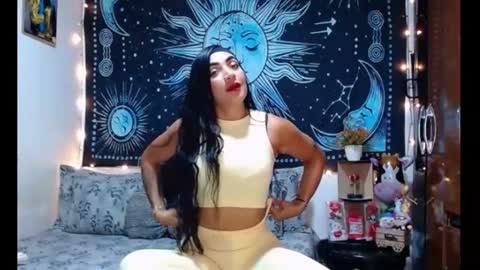 Snapshot of kylie_capricorn chatting on 07-28-26, 11:26 kylie online show from 07-28-26, 11:26