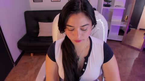 kylie online show from 01-29-25, 01:07