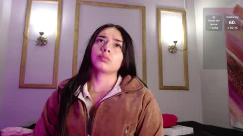 Snapshot of kylie_golden chatting on 03-04-25, 11:19 Kylie Myers online show from 03-04-25, 11:19