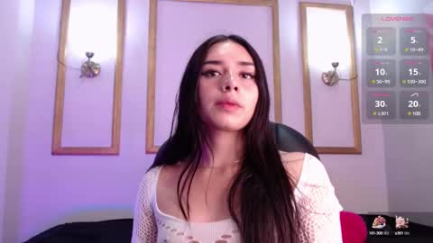Snapshot of kylie_golden chatting on 03-09-25, 11:36 Kylie Myers online show from 03-09-25, 11:36