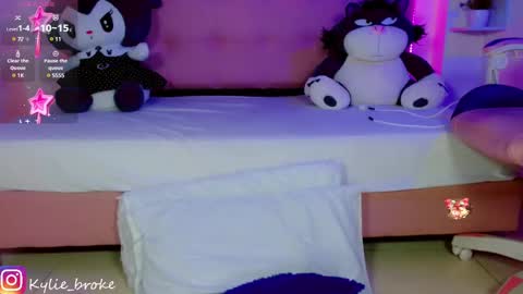 k ylie online show from 01-16-25, 01:27