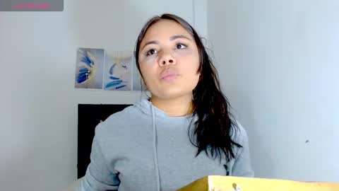 Paola online show from 10-02-25, 11:12