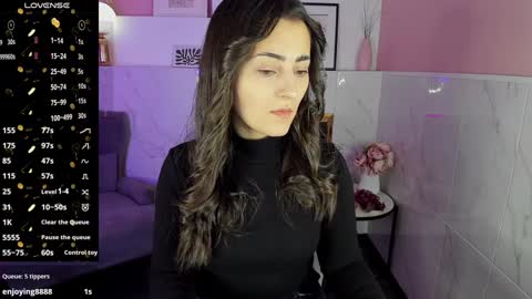 Kylie online show from 01-19-25, 05:37