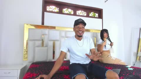 Snapshot of kylieandjhonny chatting on 02-16-25, 05:59 Kaylie And Jhony online show from 02-16-25, 05:59