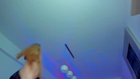 KYLIE online show from 12-29-24, 07:06