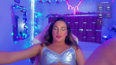 Kylie online show from 12-30-24, 07:26