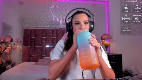 Kylie online show from 09-26-25, 04:49