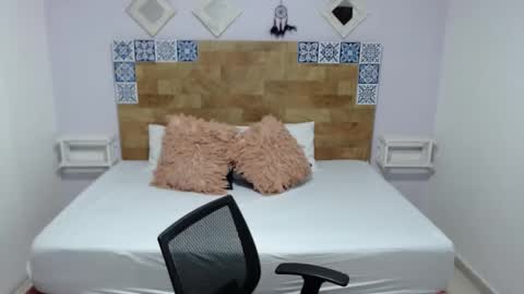 Kylie online show from 03-09-25, 10:41