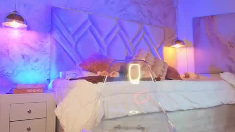 Snapshot of kylle_2050 chatting on 10-24-25, 11:39 Kyle online show from 10-24-25, 11:39