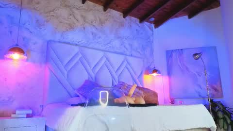 Snapshot of kylle_2050 chatting on 11-14-25, 11:20 Kyle online show from 11-14-25, 11:20