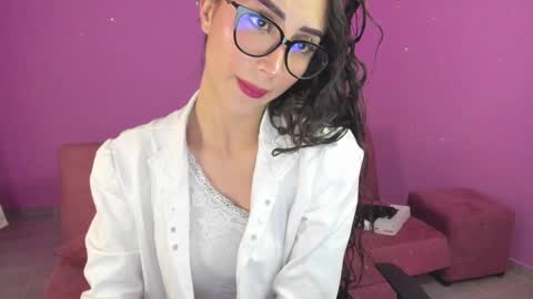 Kym Giraldo online show from 02-23-25, 07:55