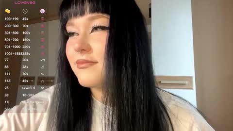 Eva online show from 11-02-25, 10:06