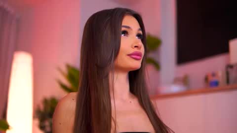 Kyssa online show from 12-19-25, 08:27