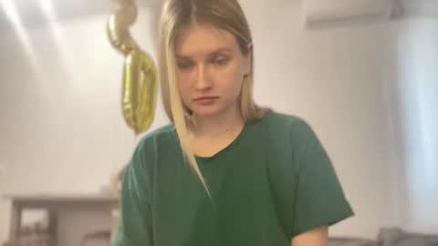 Snapshot of kyttilovelly chatting on 02-28-26, 01:56 Amanda online show from 02-28-26, 01:56