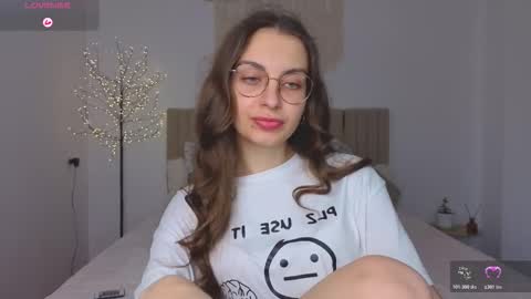 Margo  online show from 11-23-25, 01:33