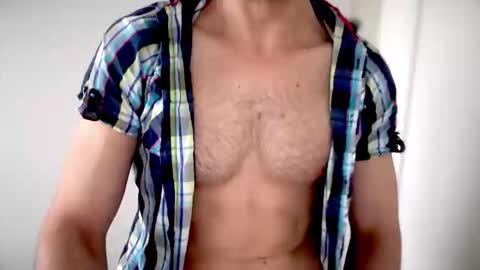 Snapshot of l3xxius chatting on 10-04-25, 11:52 Alex online show from 10-04-25, 11:52